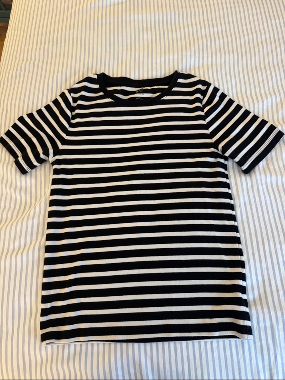 Gap Black and White Striped Short Sleeve Tee